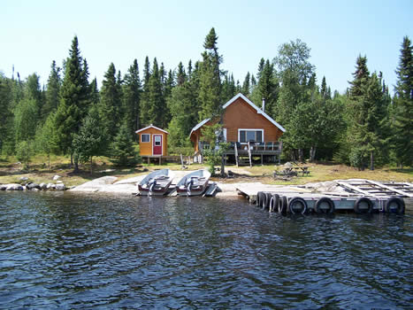 Mattice Lake Outfitters Mini-Lodge on Ogoki Reservoir