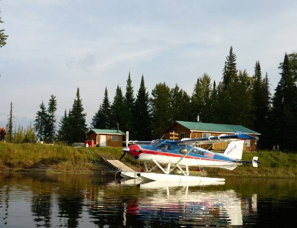 Hearst Air Pym Island Outpost on the Attawapiskat River