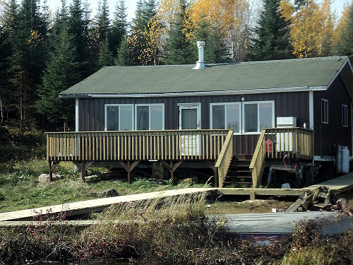 Clark’s Resorts & Outposts Grace Lake Outpost