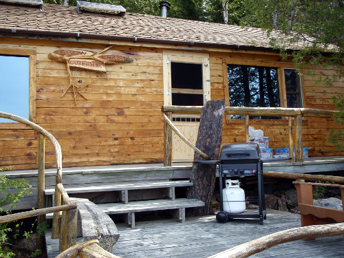Crow Lake Outfitters Penassi Lake Outpost