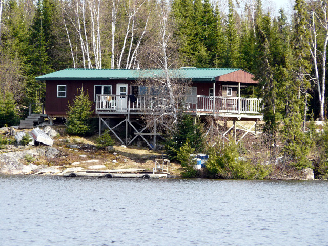 Northern Wilderness Outfitters Sesikinaga Lake Outpost