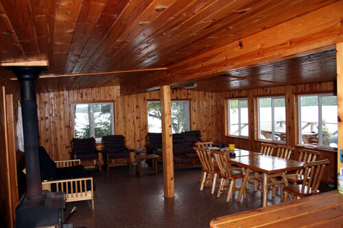 Moose Point Lodge Shikag Lake Island Outpost