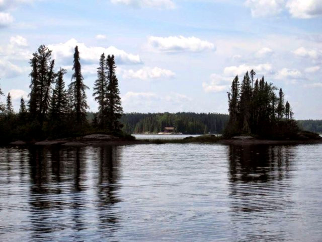 Sportman’s Lodge and Manitoba Trophy Outposts Hornell Lake Outpost